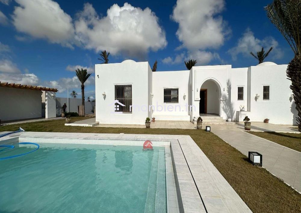 GRANDE MAISON À VENDRE SUR MEZRAYA DJERBA ZA