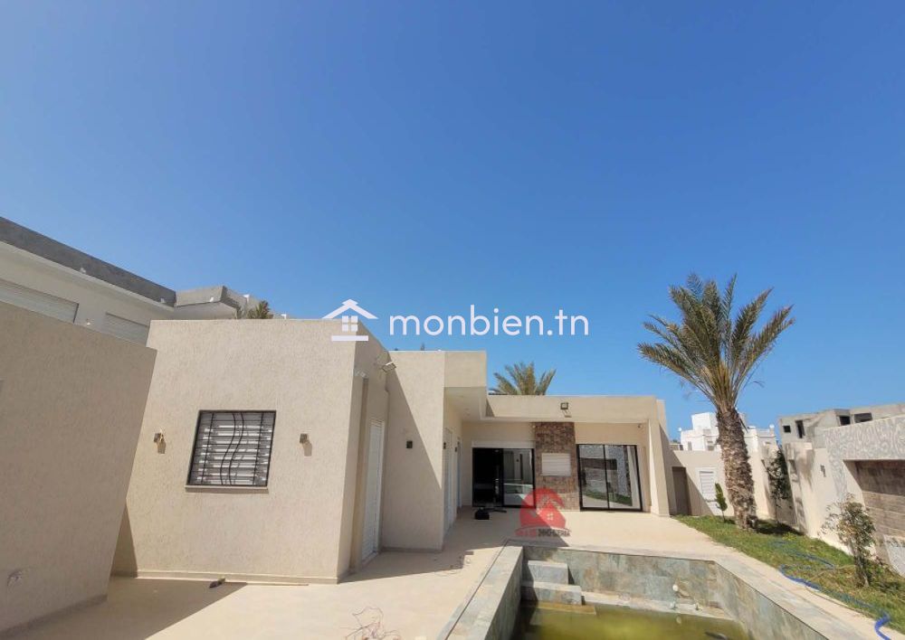 Villa meublée à vendre en zone touristique Djerba ZT