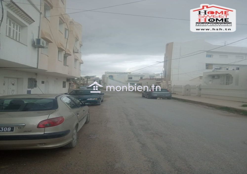 Etage de Villa Al-Taamari à Vendre à Kélibia