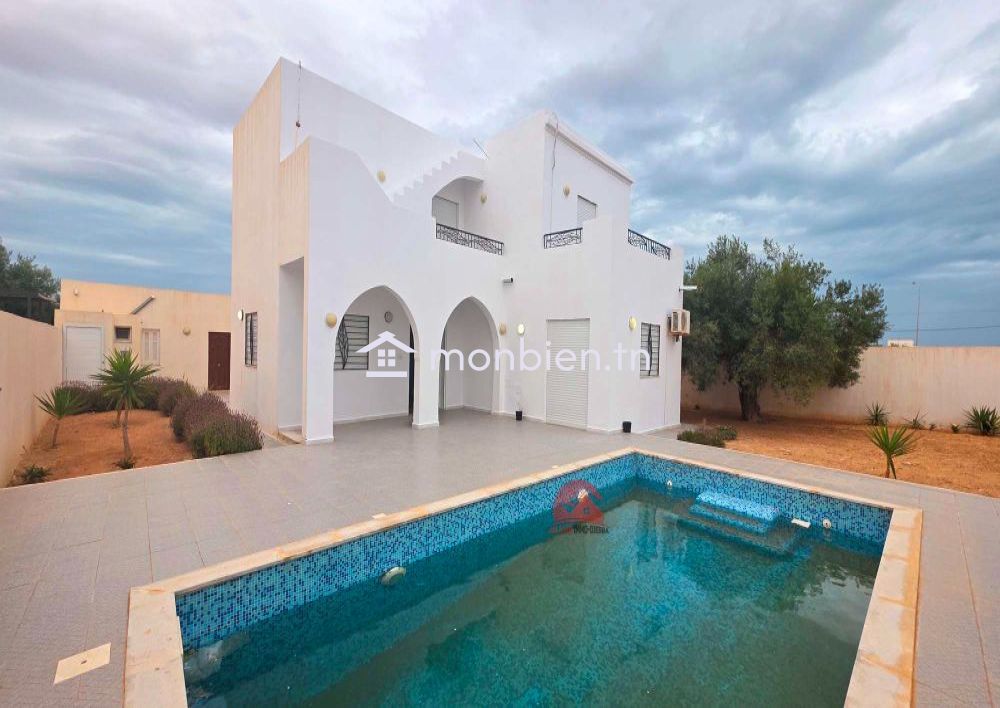 VILLA SANS MEUBLES À HOUMT SOUK DJERBA