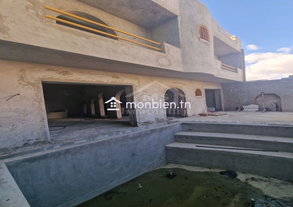 Duplex S+2 avec piscine encours de finition à vendre51355351