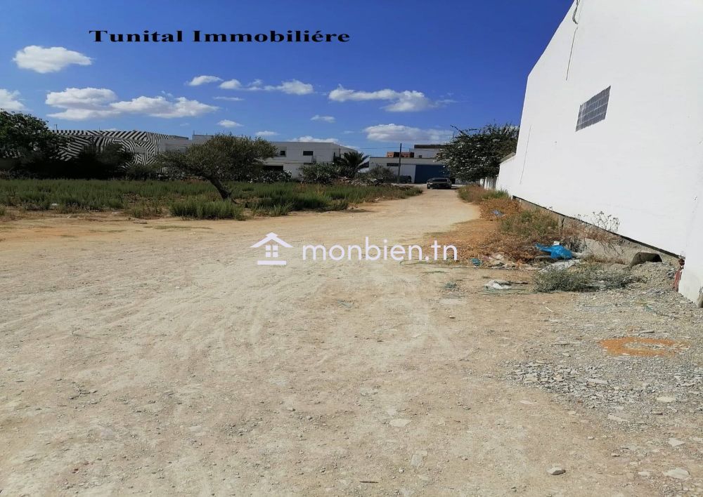 La marsa bhar lazreg A vendre terrain clôturé , zone villa bon emplacement