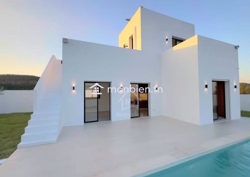 Villa avec jardin et piscine à vendre à Hammamet Sud51355351
