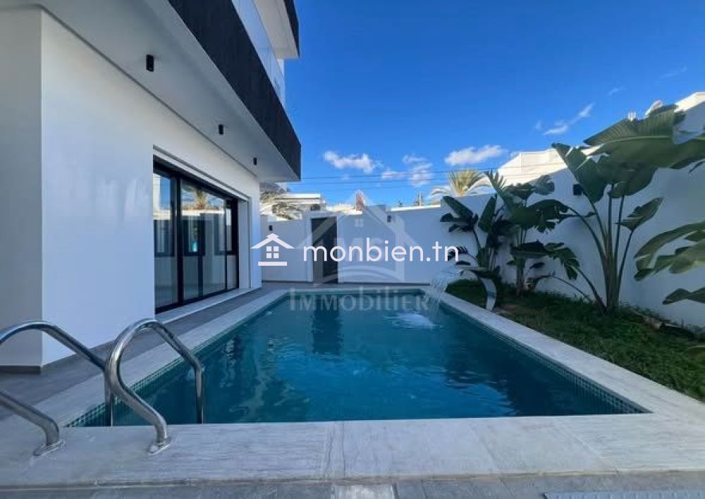 Un triplex avec piscine à Hammamet Nord à vendre 51355351