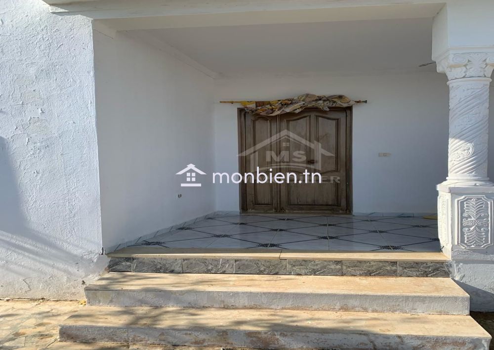 Belle maison S+2 avec jardin à Hammamet Sud à vendre 51355351