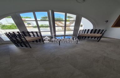 Une villa toute neuve avec piscine à vendre à Hammamet Sud