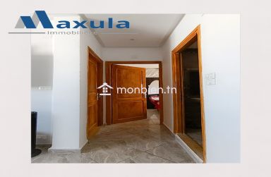 À VENDRE APPARTEMENT S+2 RÉNOVÉ À RADES SNIT (CHEMINOT)
