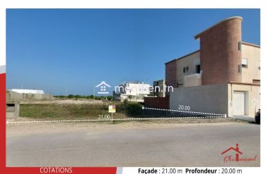terrain aménagé de 420 m²