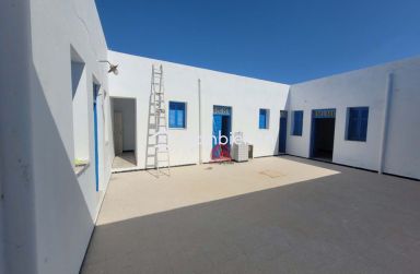 HOUCH TYPIQUE À VENDRE À HOUMT SOUK DJERBA ZU