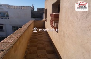 Immeuble Nonse à Vendre à Menzel Bouzalfa