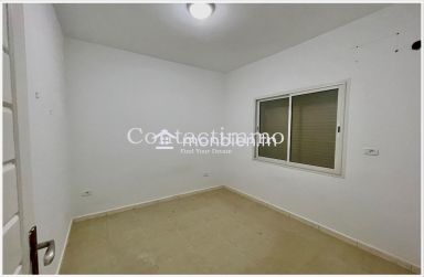 Studio au 2éme étage à louer