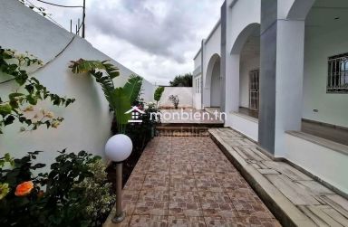 Coquette villa S+3 à Birbouregba à vendre 51355351