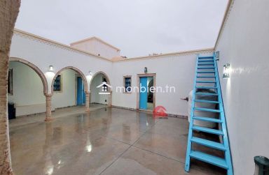 HOUCH DJERBIEN À VENDRE À HOUMT SOUK ZU DJERBA