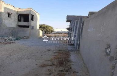 Maison inachevée avec garage à Hammamet Sud à vendre à 75 MD 51355351