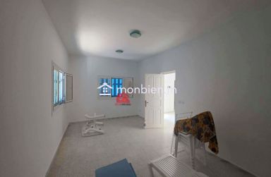 MAISON AVEC TERRAIN À VENDRE À HOUMT SOUK DJERBA ZA