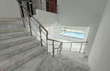 Duplex S+3 avec piscine à vendre à AFH Mrezga 51355351