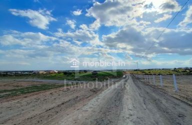 Lot de terrain de 200 m² à Hammamet Sud à vendre 51355351