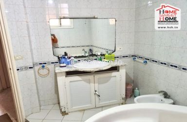 Etage de Villa Konfita à Vendre à La Marsa