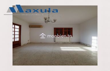 À VENDRE VILLA EXCEPTIONNELLE SUR LES HAUTEURS DE RADES MONGIL