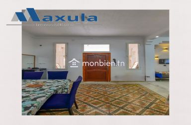 À VENDRE MAISON R+1 À RADES
