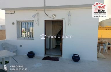 Studio Cornelia Meublé à Louer à La Marsa