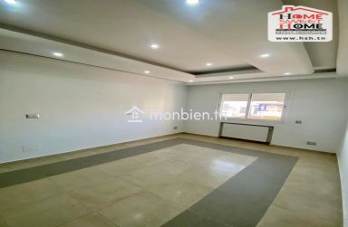 Etage de Villa S2 Bravissi à Louer à La Marsa