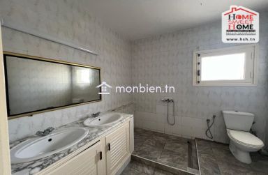 Villa Opaline à Louer à La Marsa Nassim