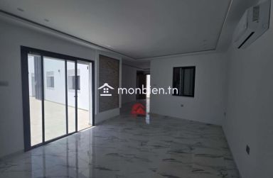 VILLA À VENDRE - TITRE BLEU - TEZDAINE DJERBA ZA