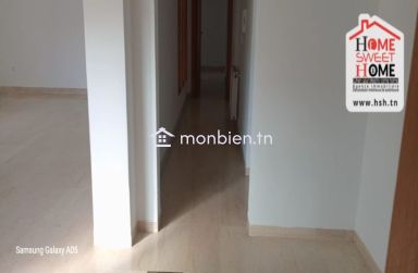 Appart S4 Períssa à Louer à La Marsa Plage
