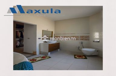 À VENDRE SPACIEUSE VILLA S+5 AUX ABORDS DE LA FORÊT DE RADES
