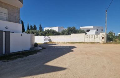 Terrain constructible de 250 m² à Mrezga à vendre 51355351