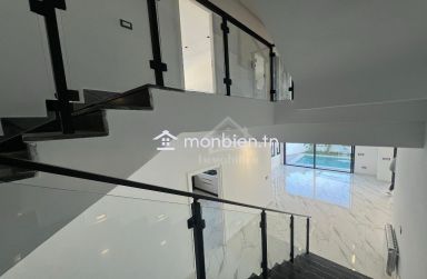 Un triplex avec piscine à Hammamet Nord à vendre 51355351