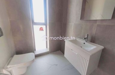 VILLA NEUVE AVEC TITRE BLEU À TEZDAINE DJERBA ZU