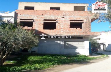 Immeuble Nonse à Vendre à Menzel Bouzalfa