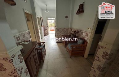 Immeuble Naouar à Vendre à EL Manzah 8