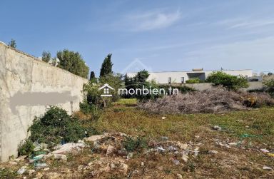 Un terrain de 650 m² dans la zone de Sidi Mahressi à vendre 51355351