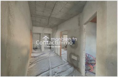 Duplex inachevé de 250 m² à vendre