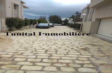 la Marsa route du relais A vendre Duplex neuf en cours de finition