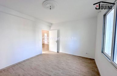 Appartement S+3 A Khaznadar Bardo