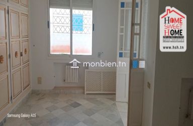 Triplex Bibione à Louer à Carthage Amilcar