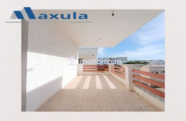 À VENDRE SPACIEUSE VILLA EN R+2 À RADES MELIANE 1