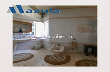 À VENDRE EXCEPTIONNELLE VILLA SUR LES HAUTEUR DE RADES MONGIL