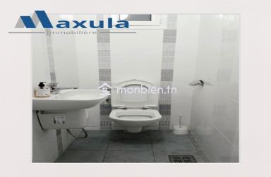 À VENDRE MAISON R+1 AVEC REZ COMMERCIAL DANS LE CENTRE DE BEN AROUS