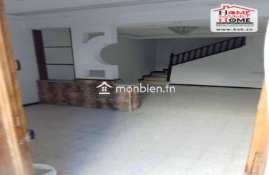 Villa Rined à Vendre à Omrane Sup