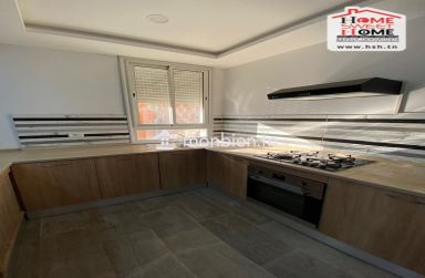 Duplex Solandria à Louer à La Marsa