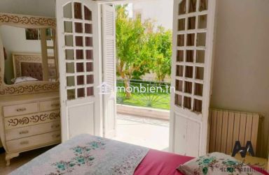 Une villa S+3 à Sidi Mahrsi, Nabeul