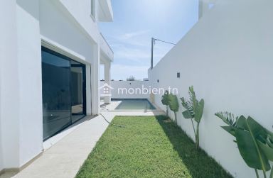 Villa en Triplex S+4 vue de mer avec jardin et piscine à Hammamet Nord.