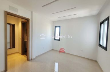 VILLA NEUVE À VENDRE À LA ZONE TOURISTIQUE MEZRAYA DJERBA ZA