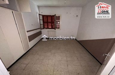 Immeuble Naouar à Vendre à EL Manzah 8