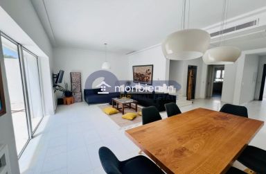A Louer villa ave pisicneà Gammarth